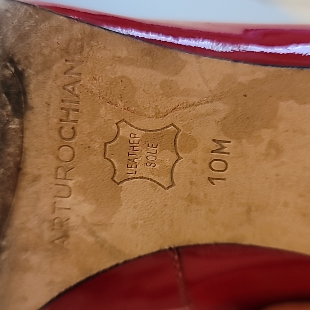 Retro Red Heels - Picture 12 of 12